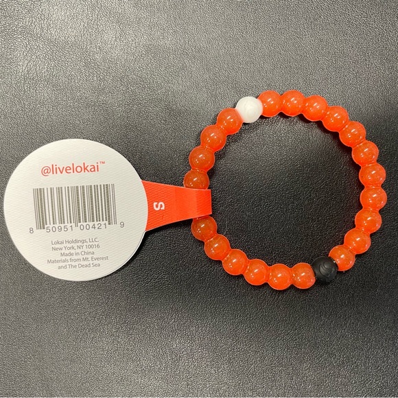 Save the children Lokai bracelet. Size Small Wrist Circumference 6” - Picture 2 of 3